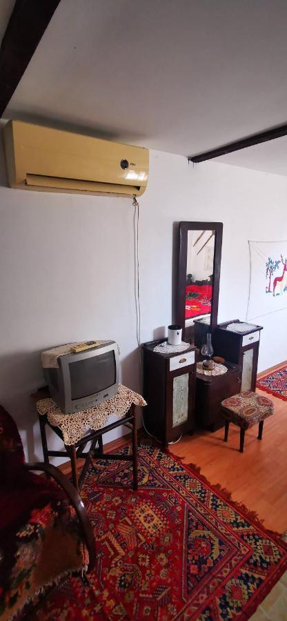 Ferienwohnung Etno Domacinstvo Miris Bosiljka Mislodin Exterior foto