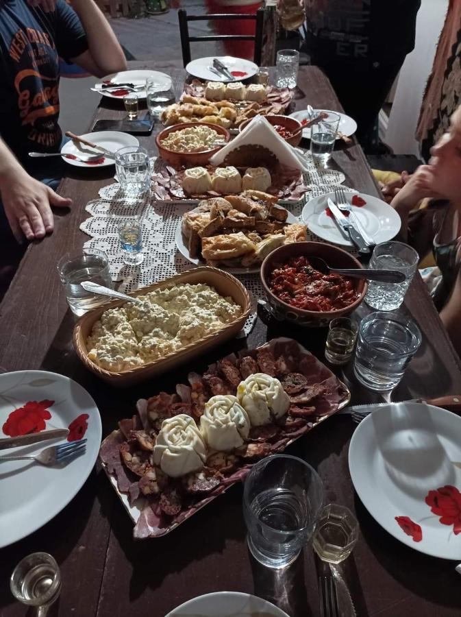 Ferienwohnung Etno Domacinstvo Miris Bosiljka Mislodin Exterior foto